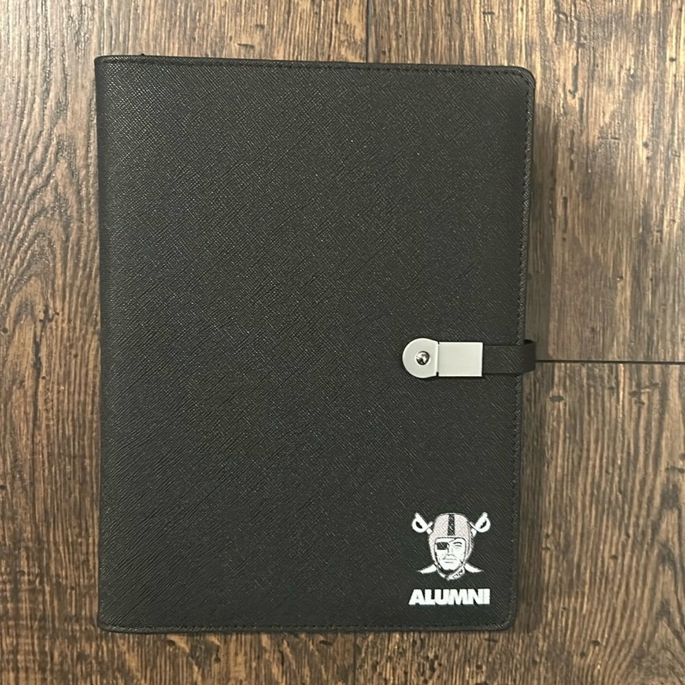 RARE- Las Vegas Raiders Alumni Organizer